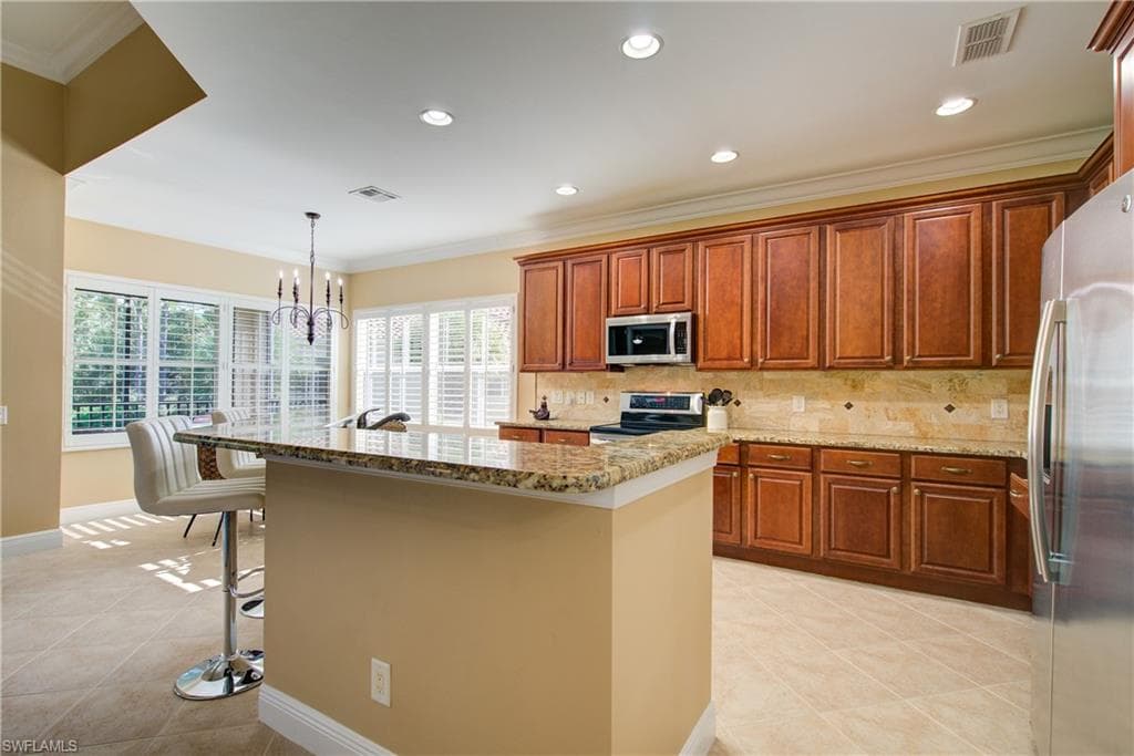 11000 Carrara CT 202-8