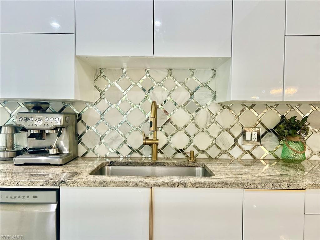 2499 River Reach DR-13