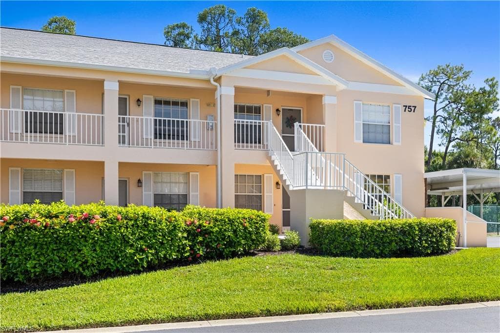 757 Wiggins Lake DR 106-2