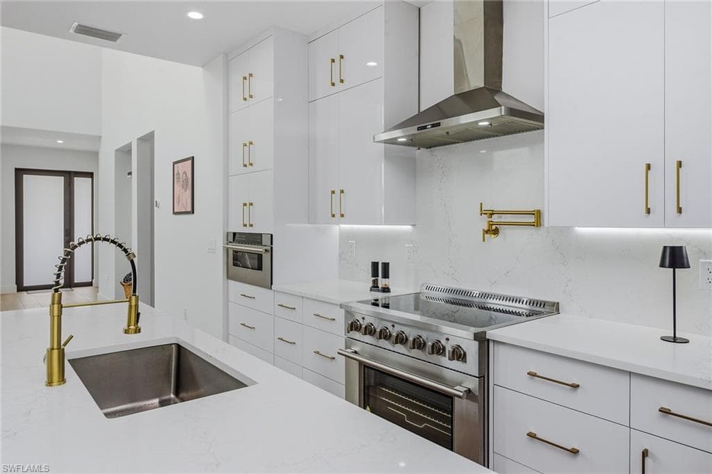 3384 Canal ST-9