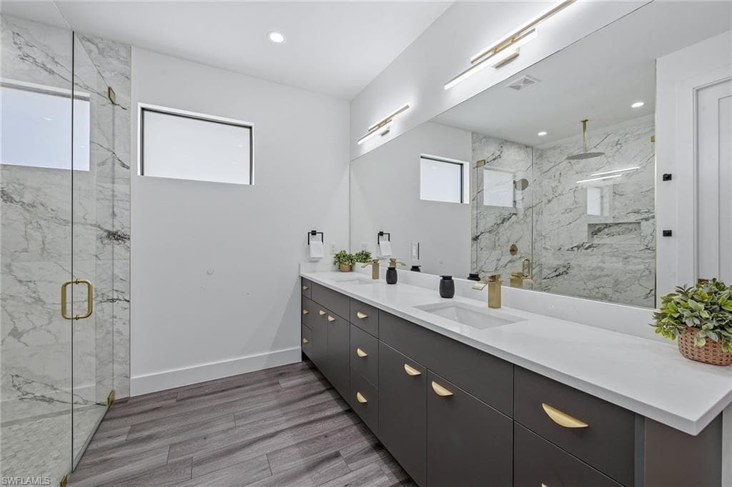 3384 Canal ST-15