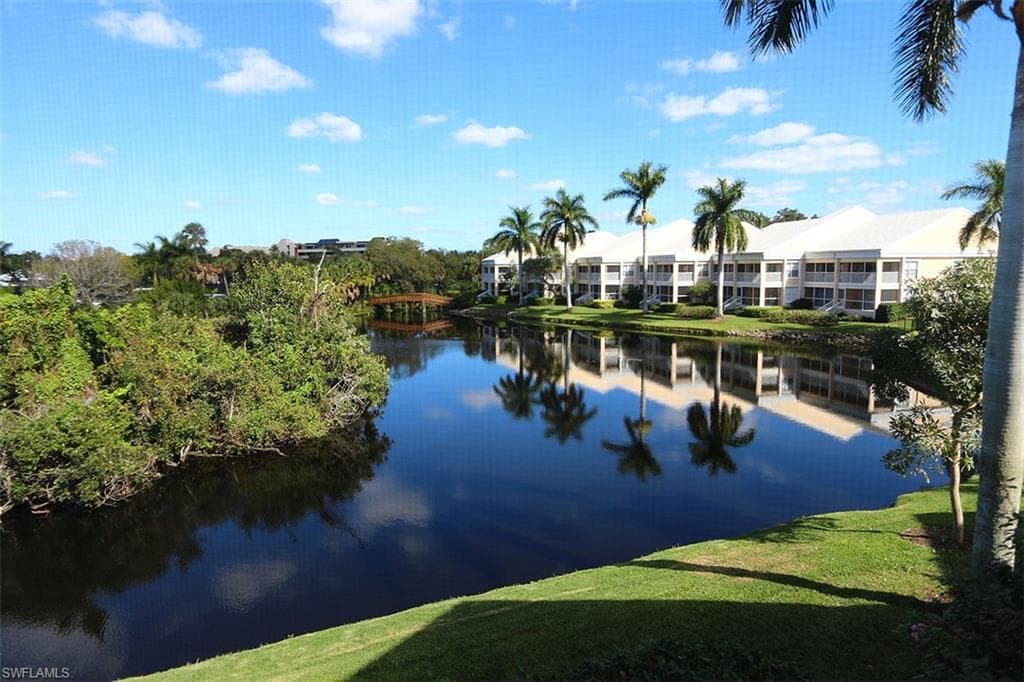 6131 Pelican Bay BLVD I4-23