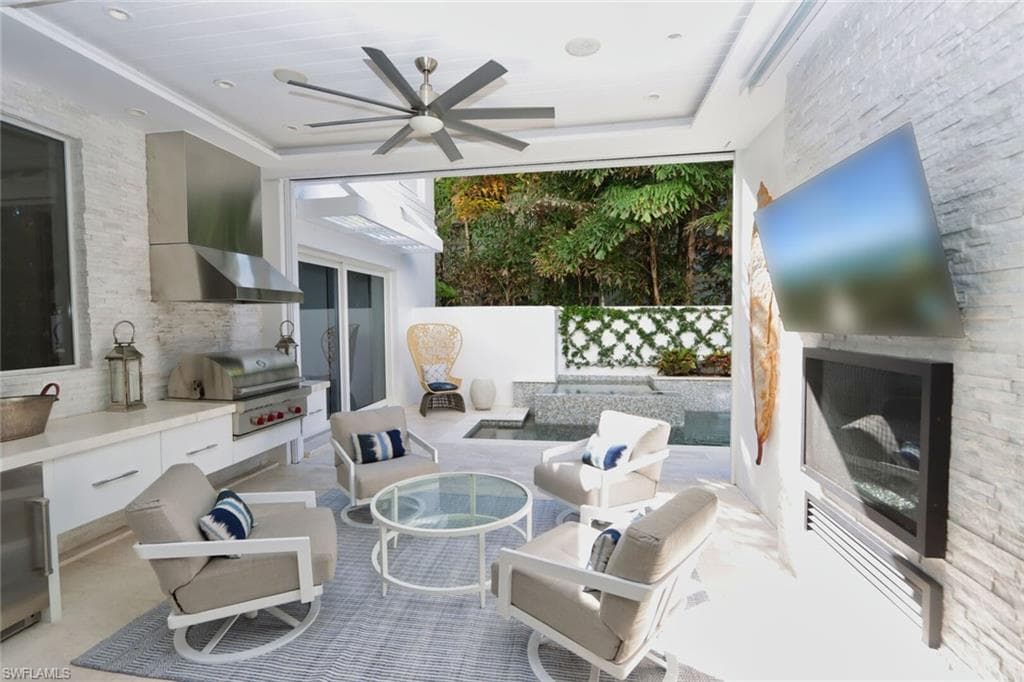 675 2nd ST S-40
