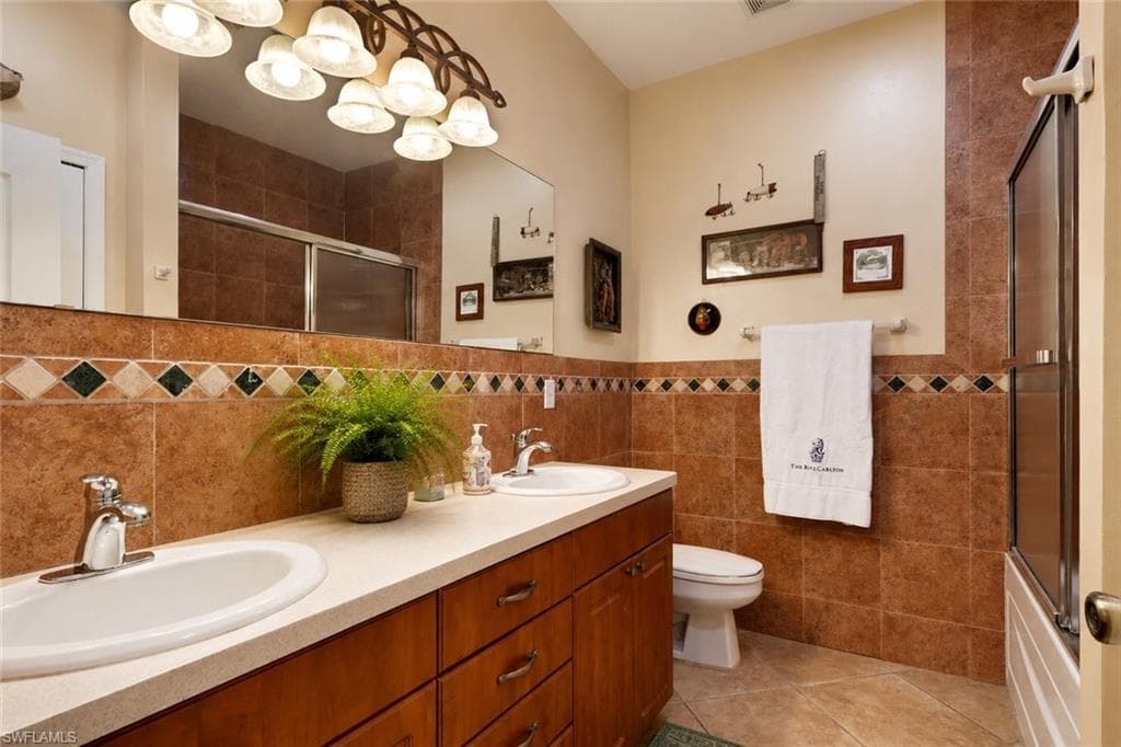 1357 Osceola DR-26