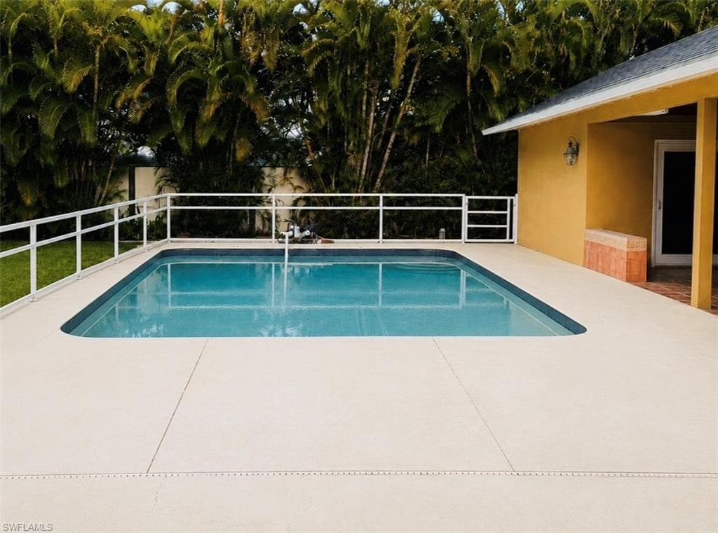 1357 Osceola DR-41