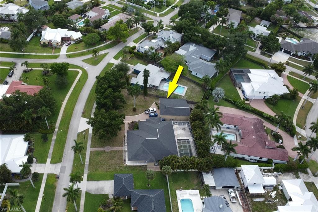 1357 Osceola DR-37