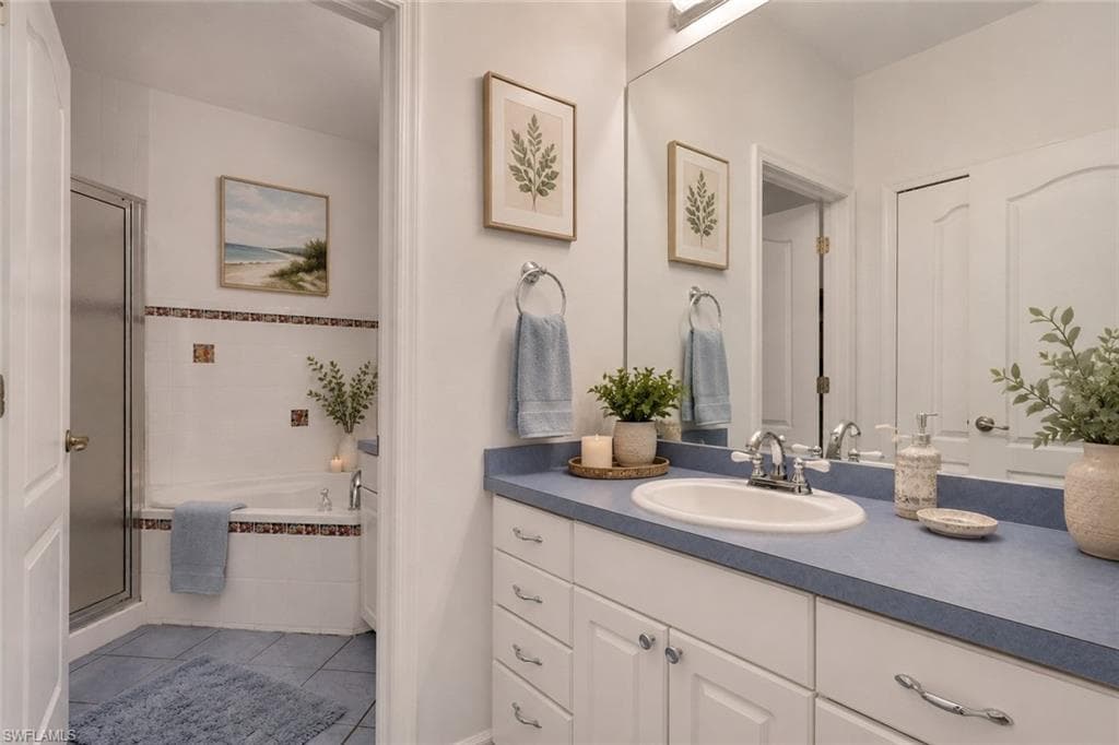 1357 Osceola DR-29