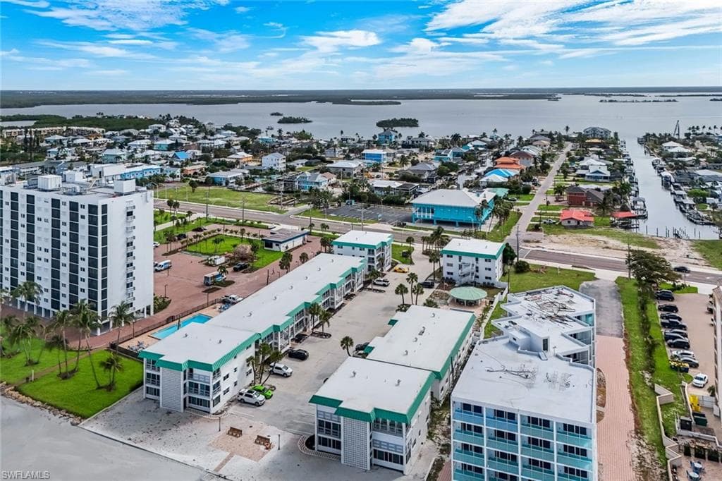 6500 Estero BLVD C113-5