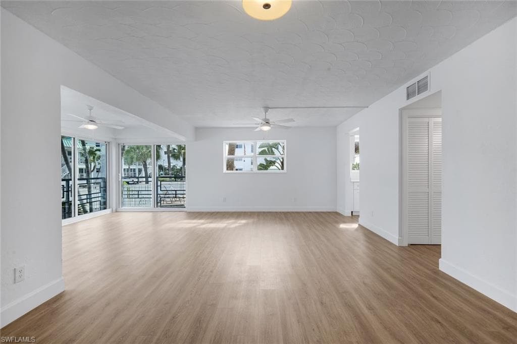 6500 Estero BLVD C113-10