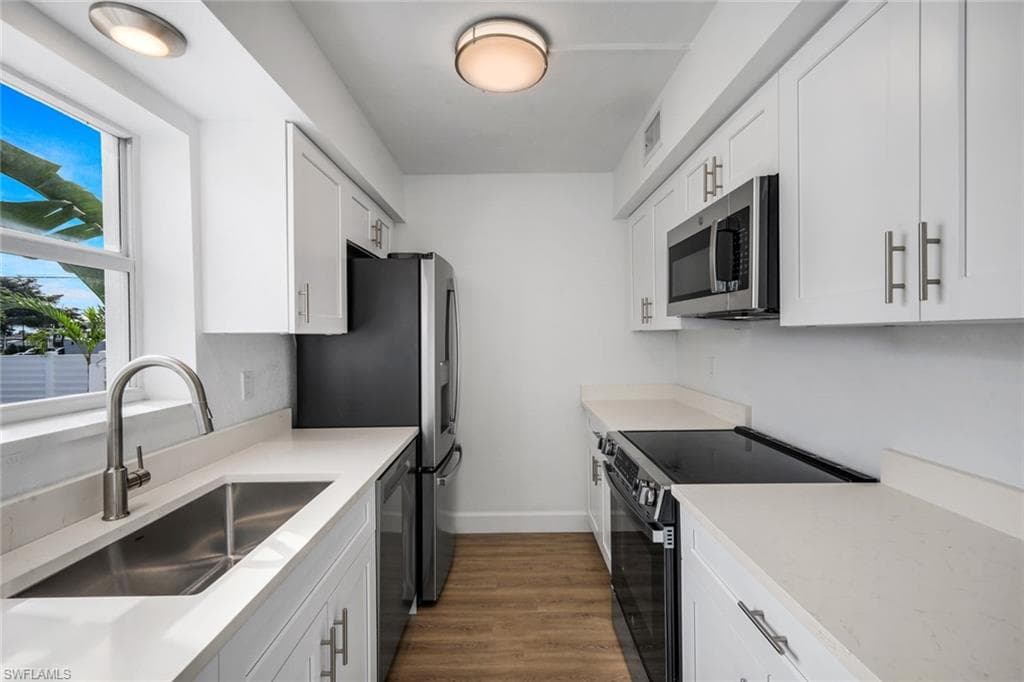 6500 Estero BLVD C113-15