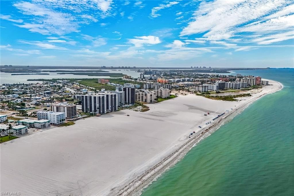 6500 Estero BLVD C113-39