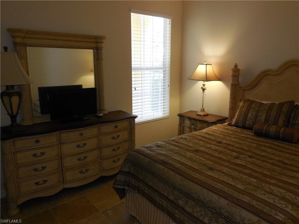 8539 Alessandria CT-12