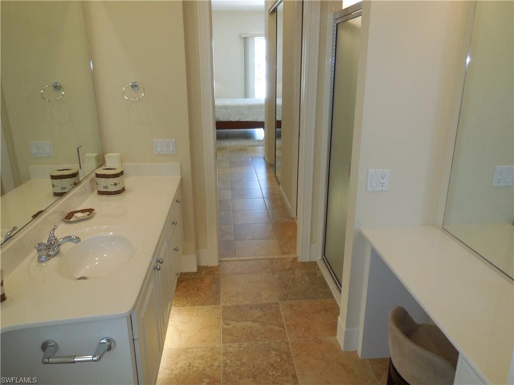 8539 Alessandria CT-26