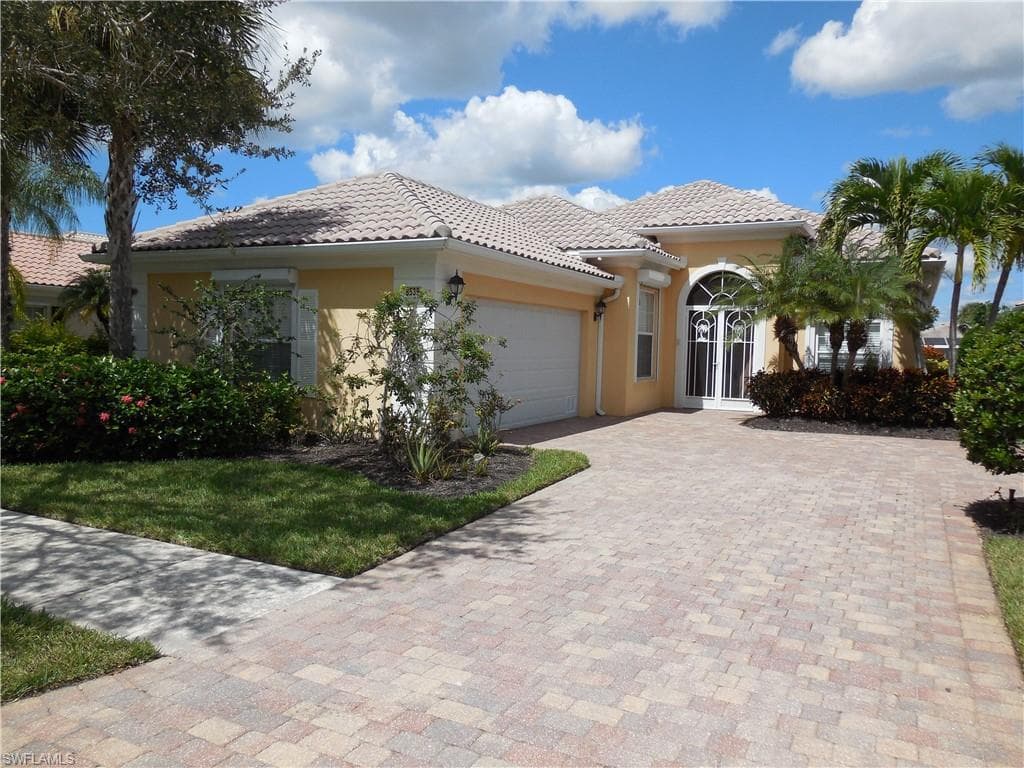 8539 Alessandria CT-1