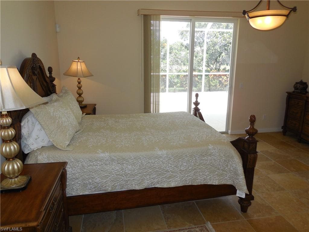8539 Alessandria CT-20