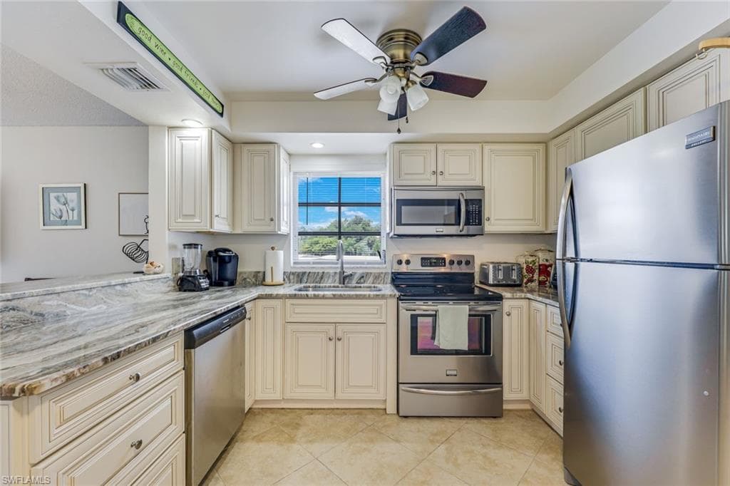 5 High Point CIR W 204-3