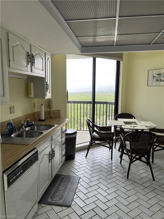 6075 Pelican Bay BLVD 1204-7