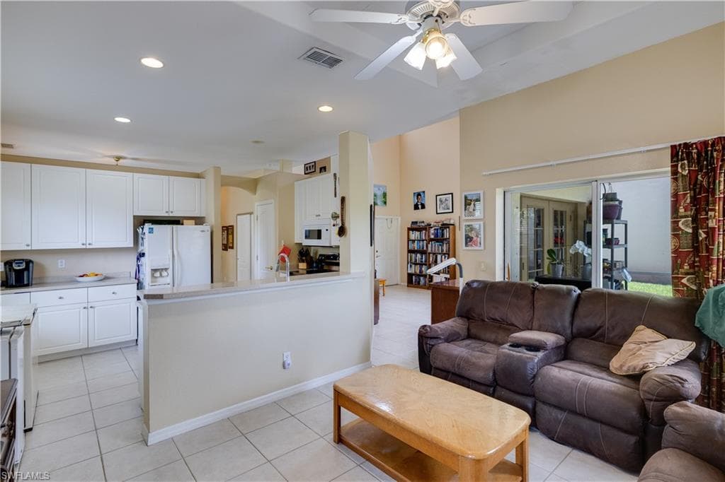 8830 Spring Mountain WAY-6