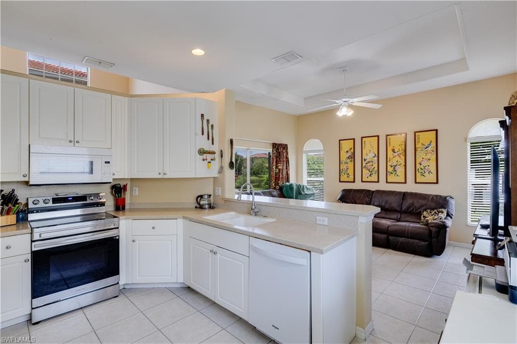 8830 Spring Mountain WAY-9
