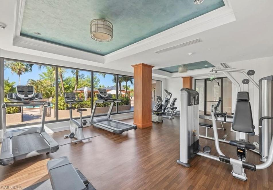 6075 Pelican Bay BLVD 1204-21