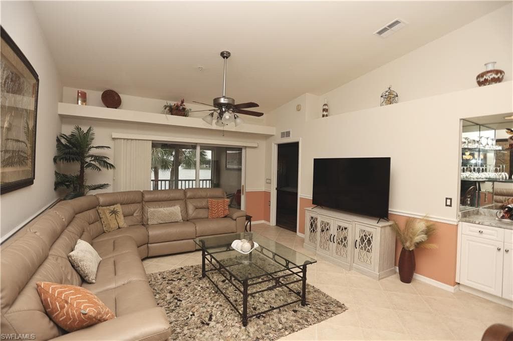 2770 Cypress Trace CIR 2423-2