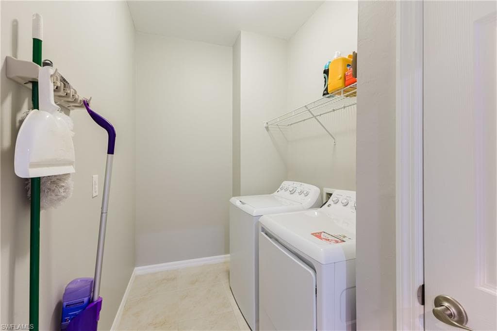 4093 Wilmont PL-11
