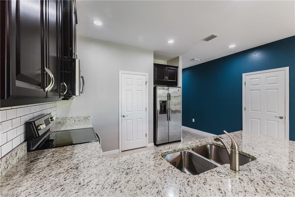 4093 Wilmont PL-4