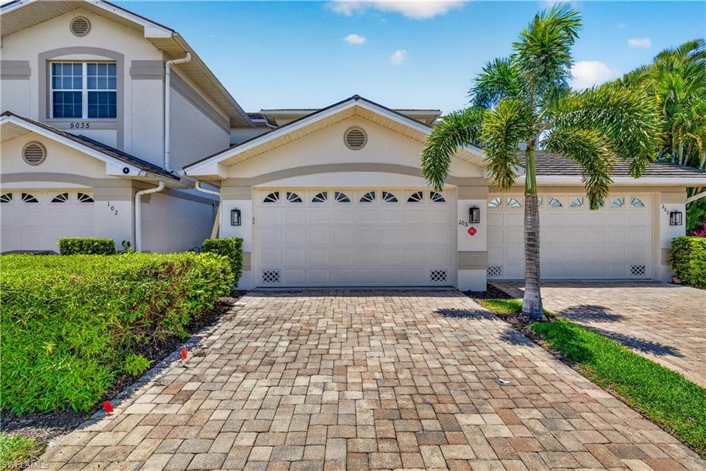 5035 YACHT HARBOR DR 103-22