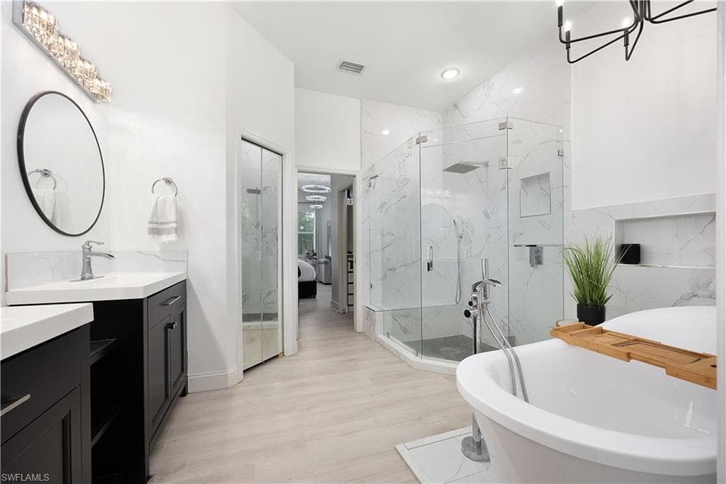 598 ASTON LAKE CT-9