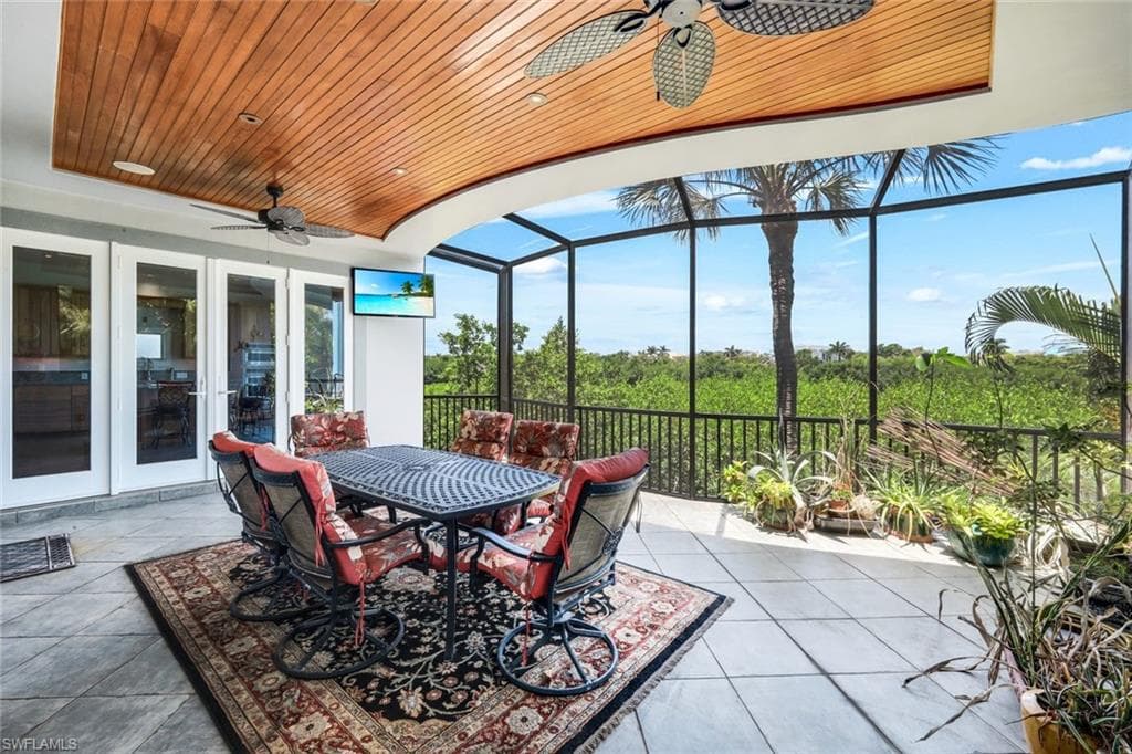 834 HIDEAWAY CIR W-46