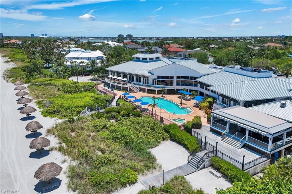 834 HIDEAWAY CIR W-30