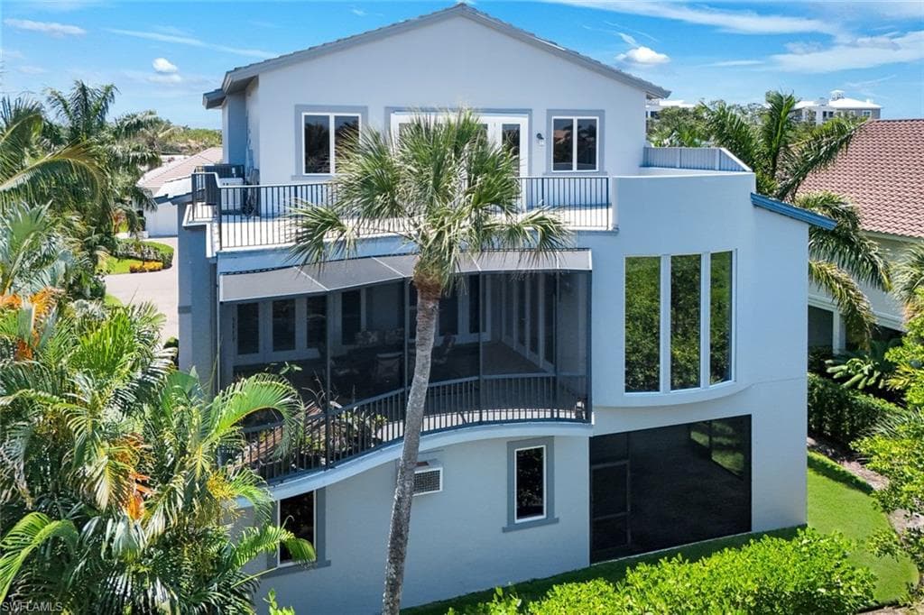 834 HIDEAWAY CIR W-45