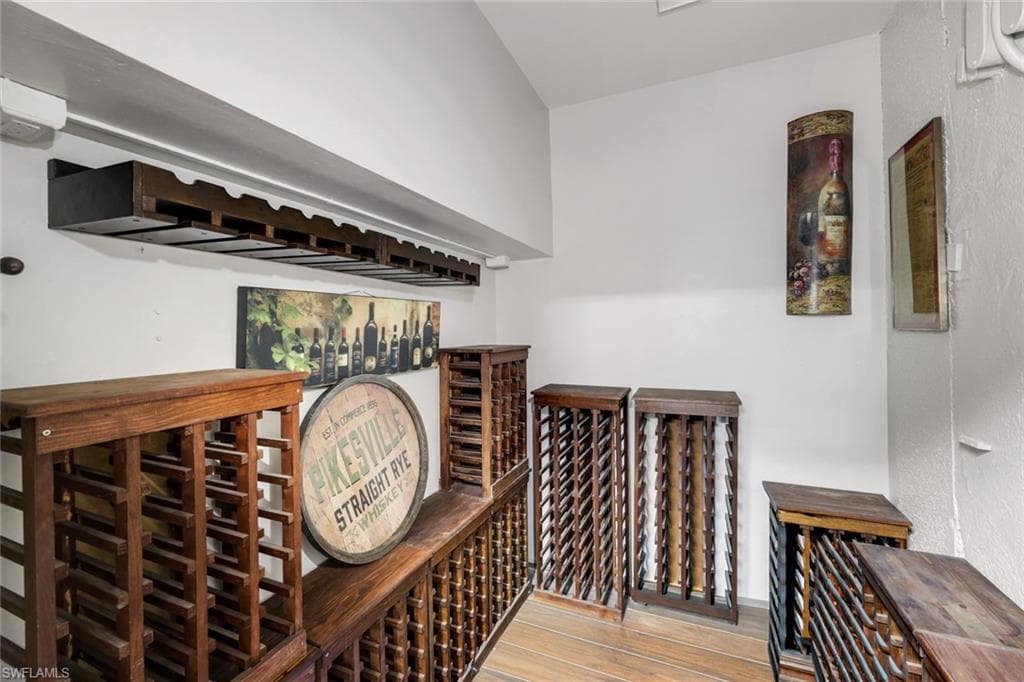 834 HIDEAWAY CIR W-18