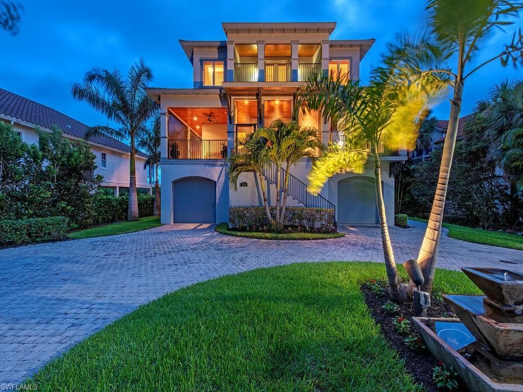 834 HIDEAWAY CIR W-39