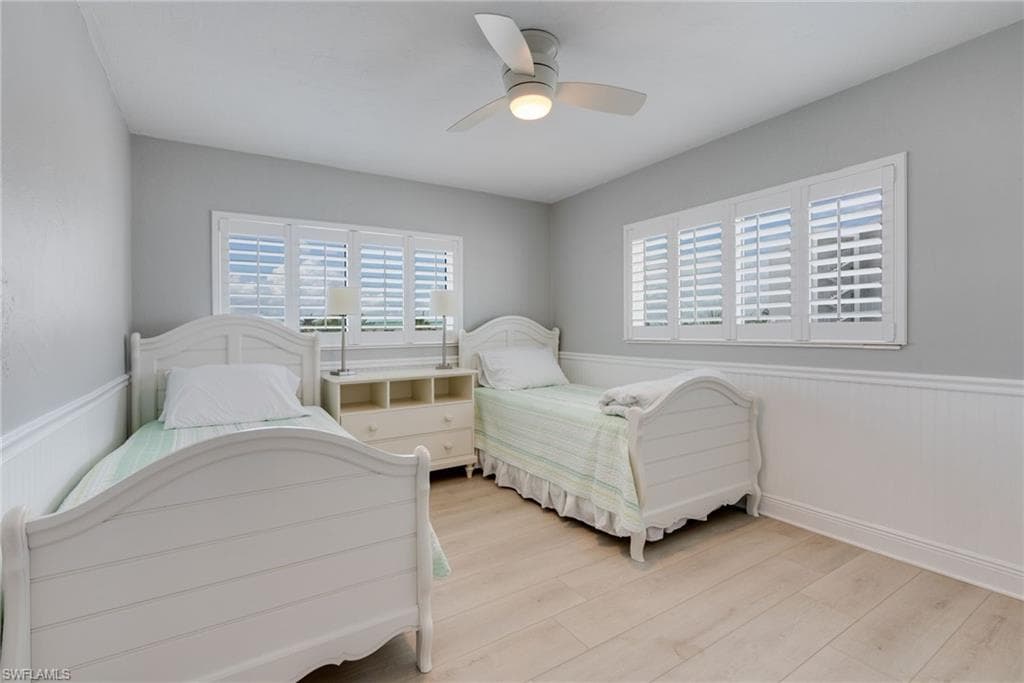 6500 Estero BLVD E320-17