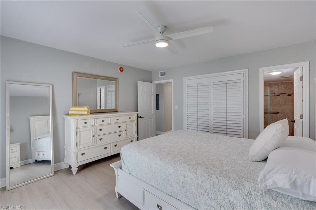 6500 Estero BLVD E320-14