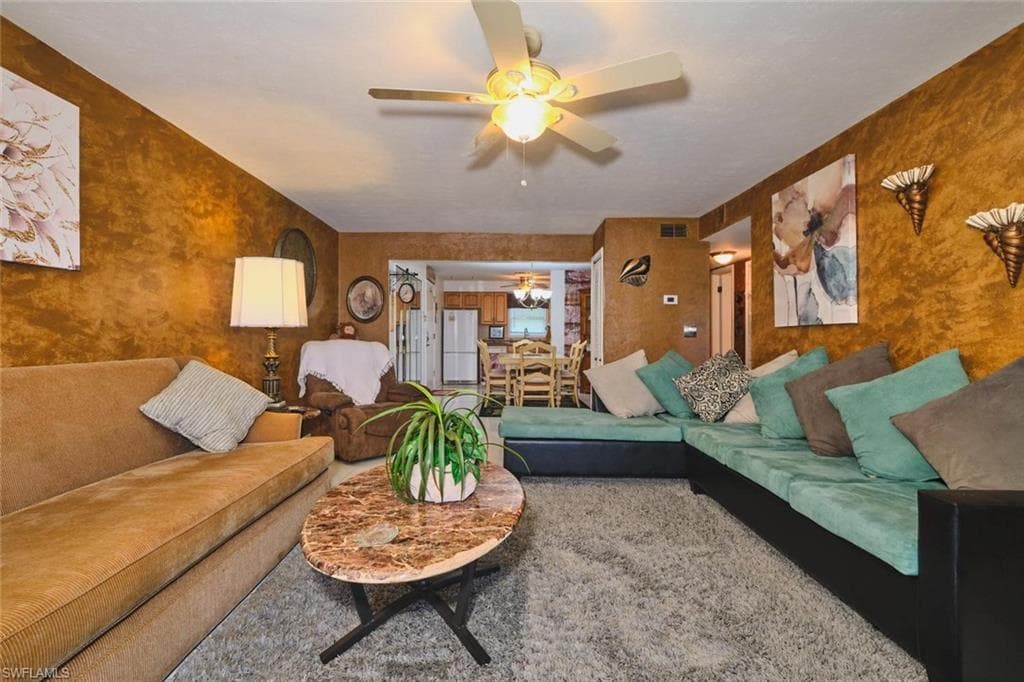 6777 Winkler RD 125-6
