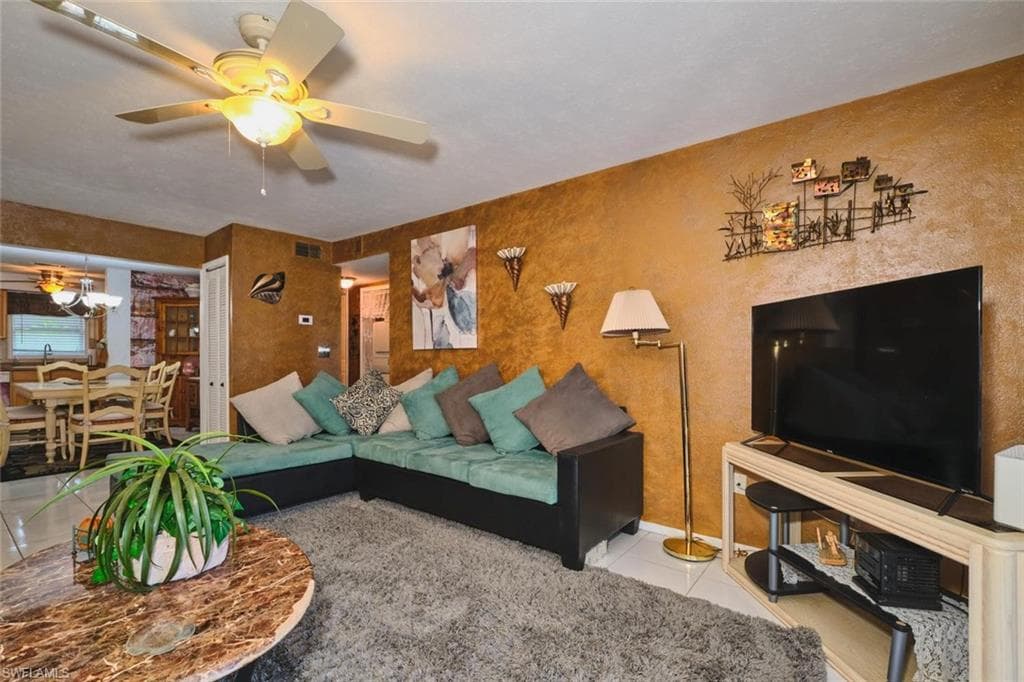 6777 Winkler RD 125-7