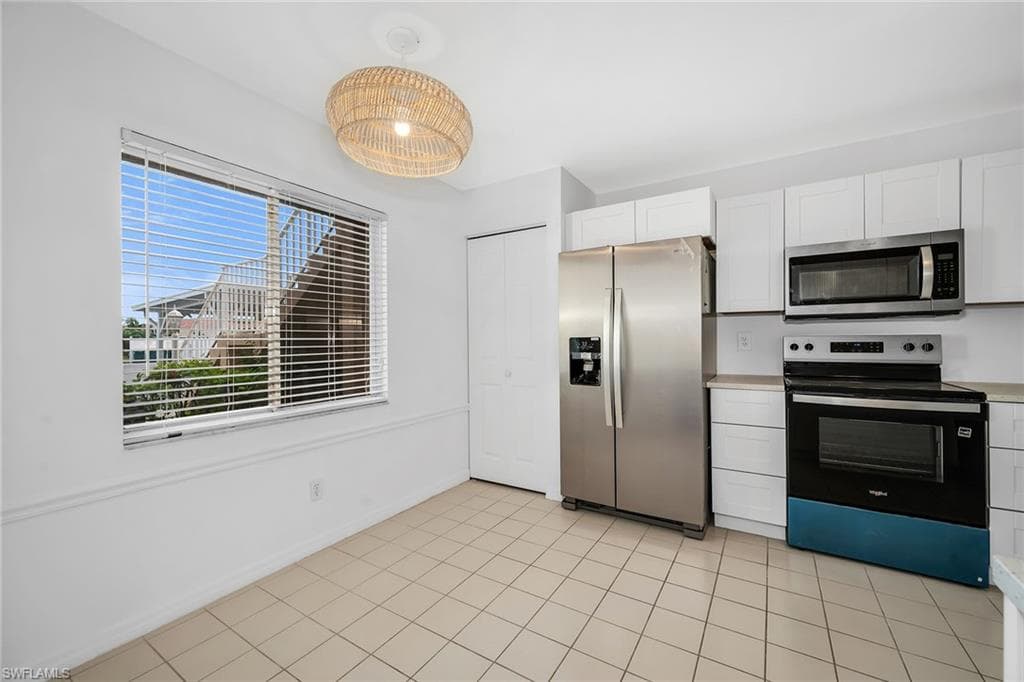 208 Furse Lakes CIR D6-16