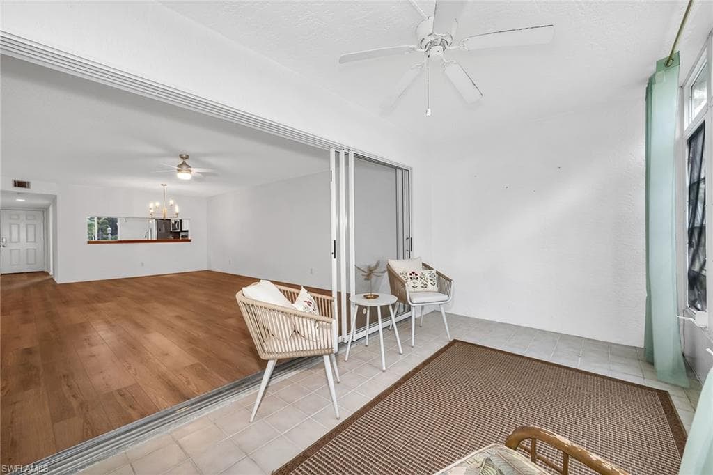 208 Furse Lakes CIR D6-33