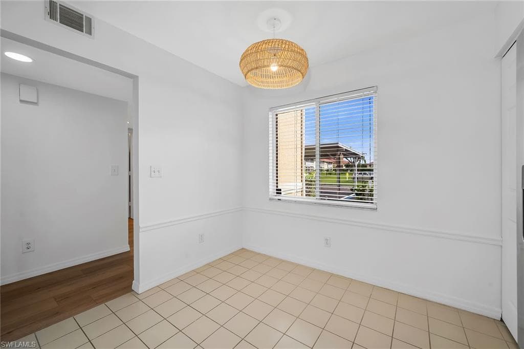 208 Furse Lakes CIR D6-15