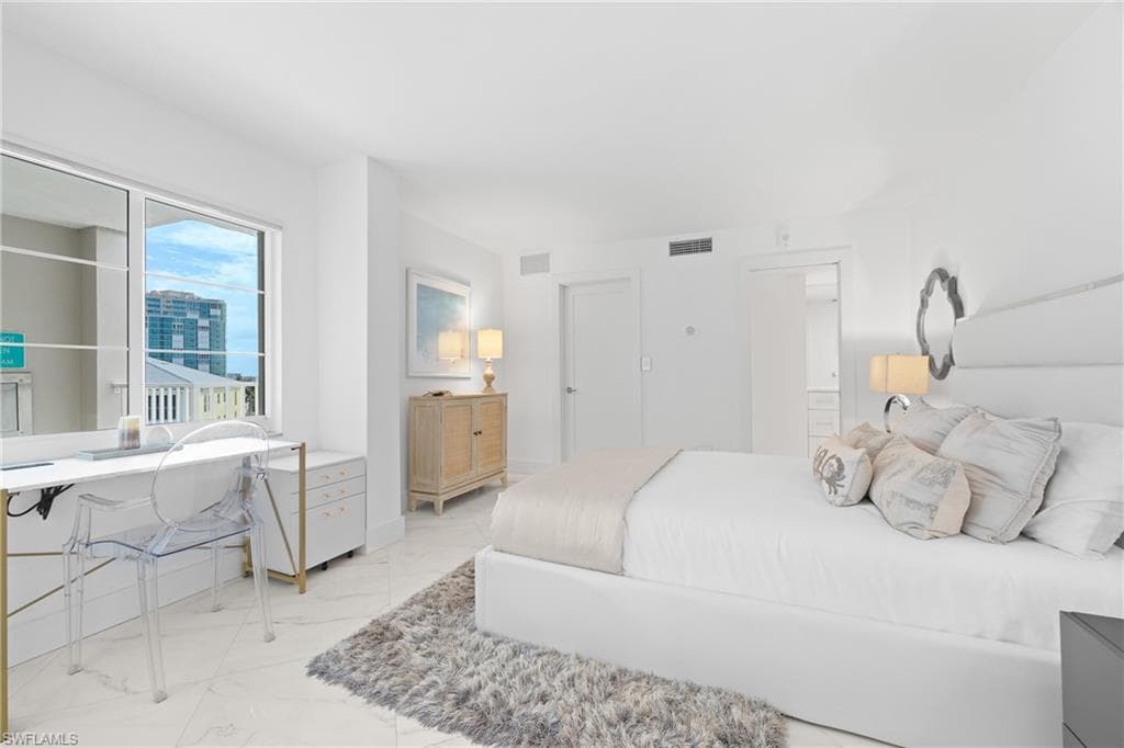 3443 Gulf Shore BLVD N 803-16