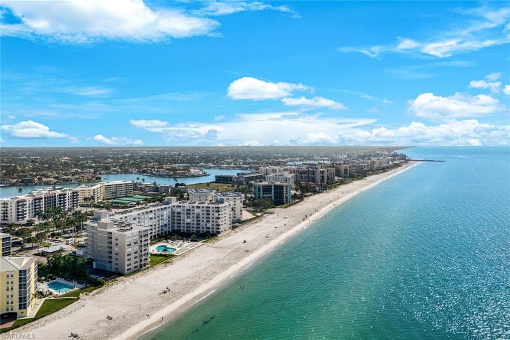 3443 Gulf Shore BLVD N 803-28