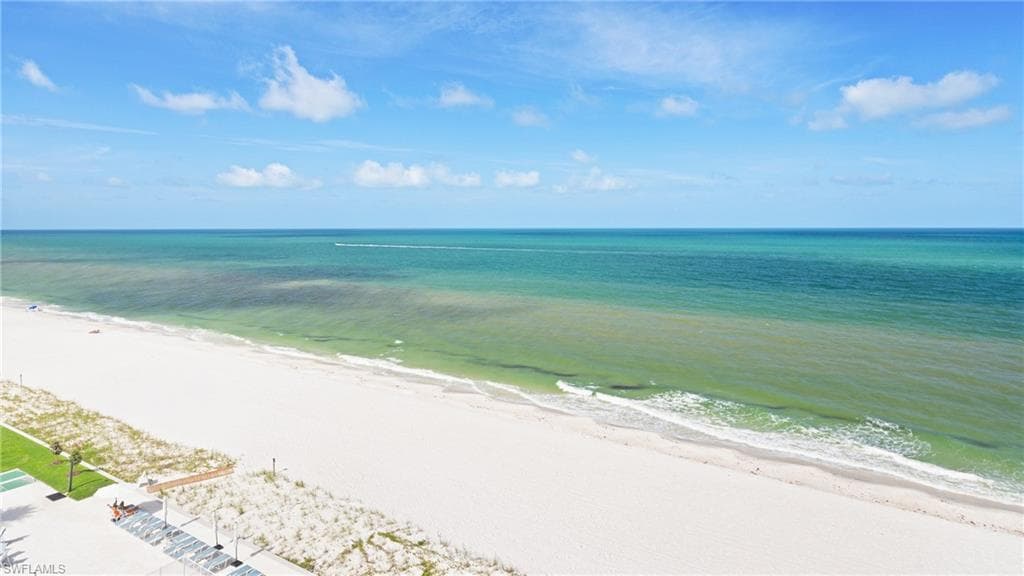 3443 Gulf Shore BLVD N 803-20