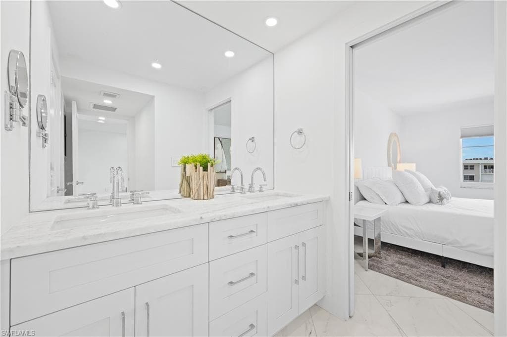 3443 Gulf Shore BLVD N 803-14