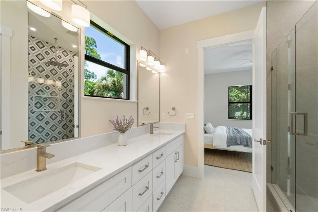 2769 Van Buren AVE-10