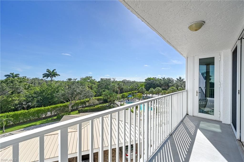 6361 Pelican Bay BLVD 202-8
