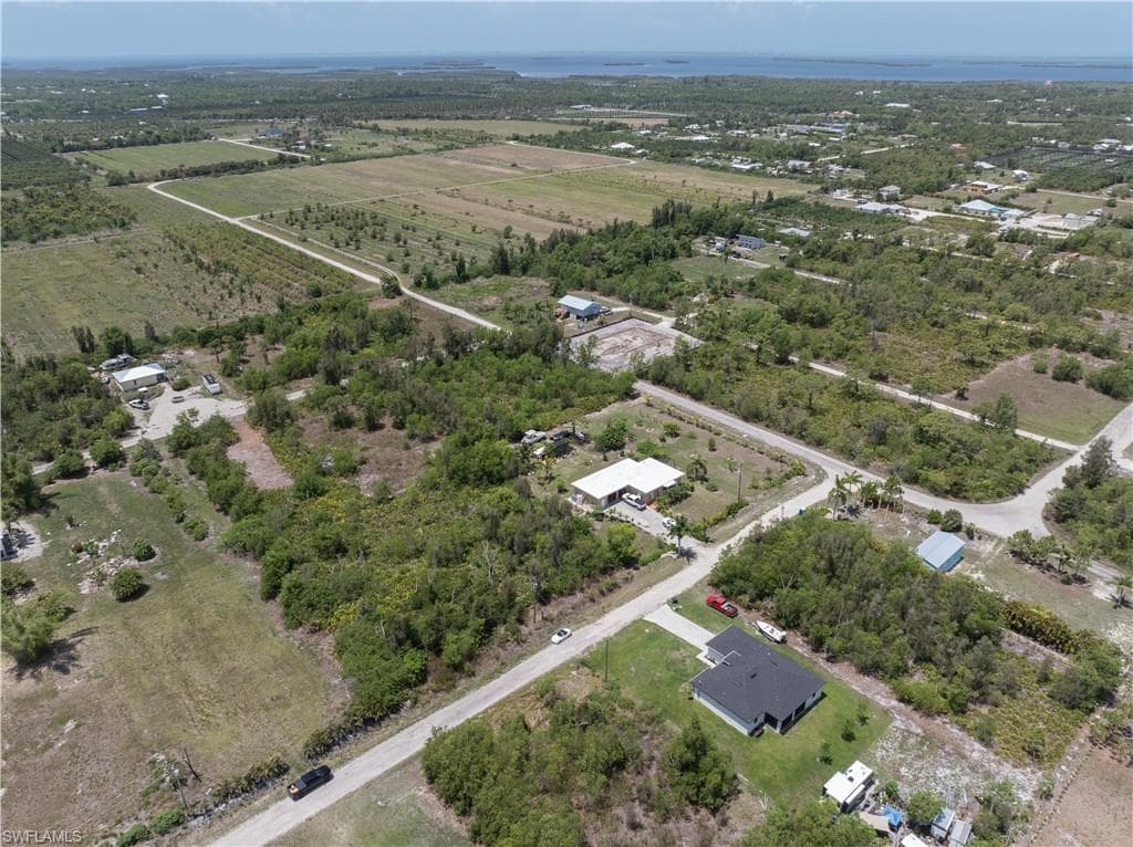 5951 Royal Okley LN-3