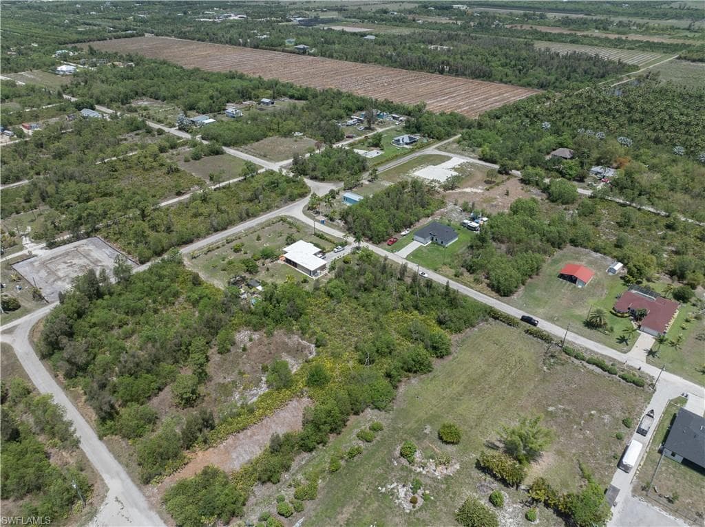 5951 Royal Okley LN-4