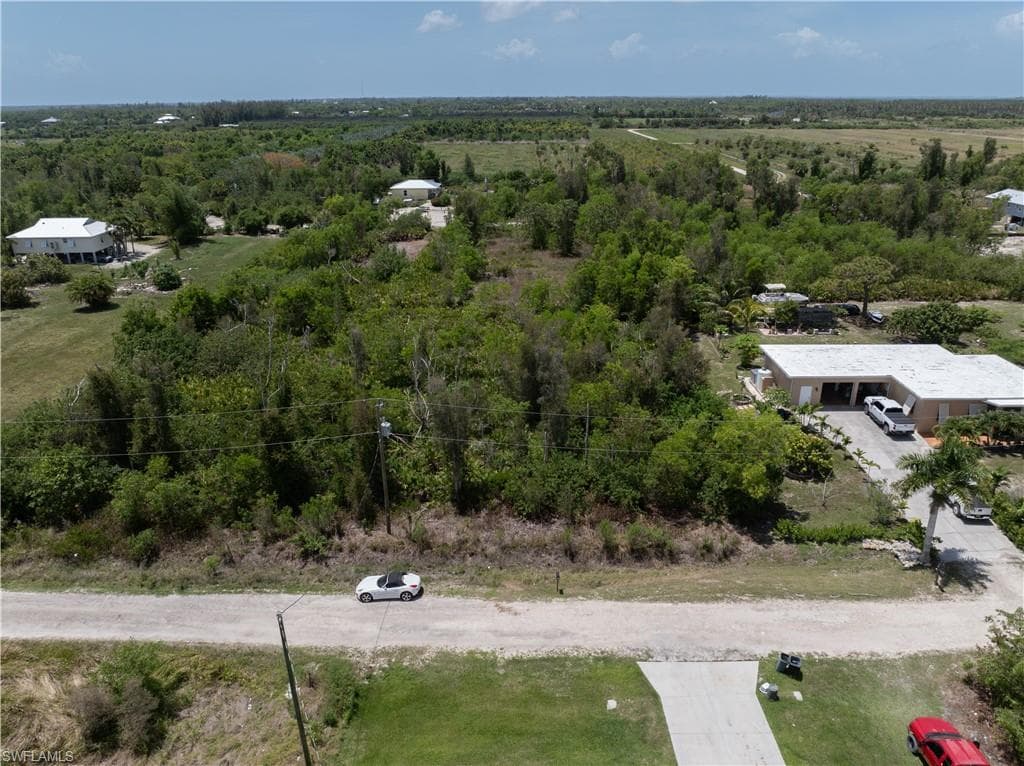 5951 Royal Okley LN-8